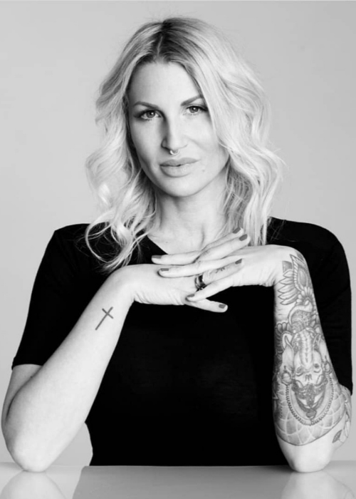 Jennifer-Artist Tattoostudio